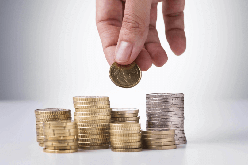 cash, savings, and investments - money market funds vs high interest savings accounts